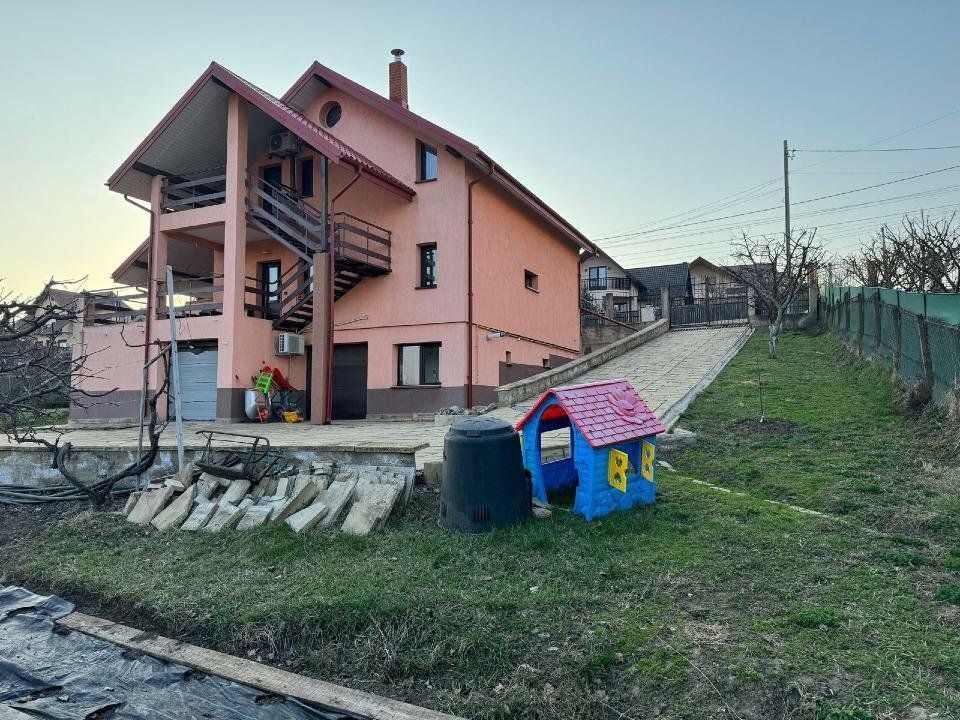 Hlincea, str.Mănăstirii, CIUREA, Iaşi + 1.700 mp teren şi Vilă (D+P+M) - Poză 7