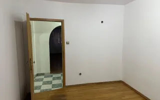 BRASADAS vinde ap cu 4 cam RENOVAT, 106mp, etaj 1 în zona SOARELUI. - Poză 15