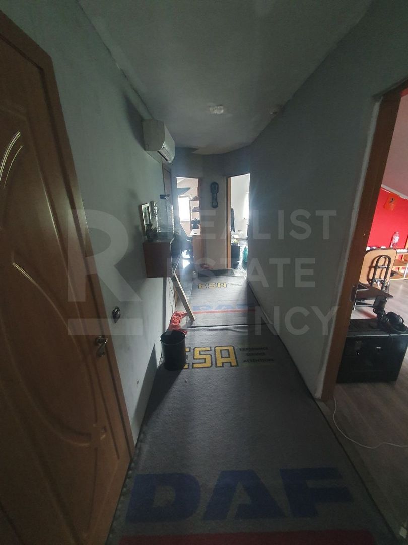 casa cu 2 nivele - Poză 2