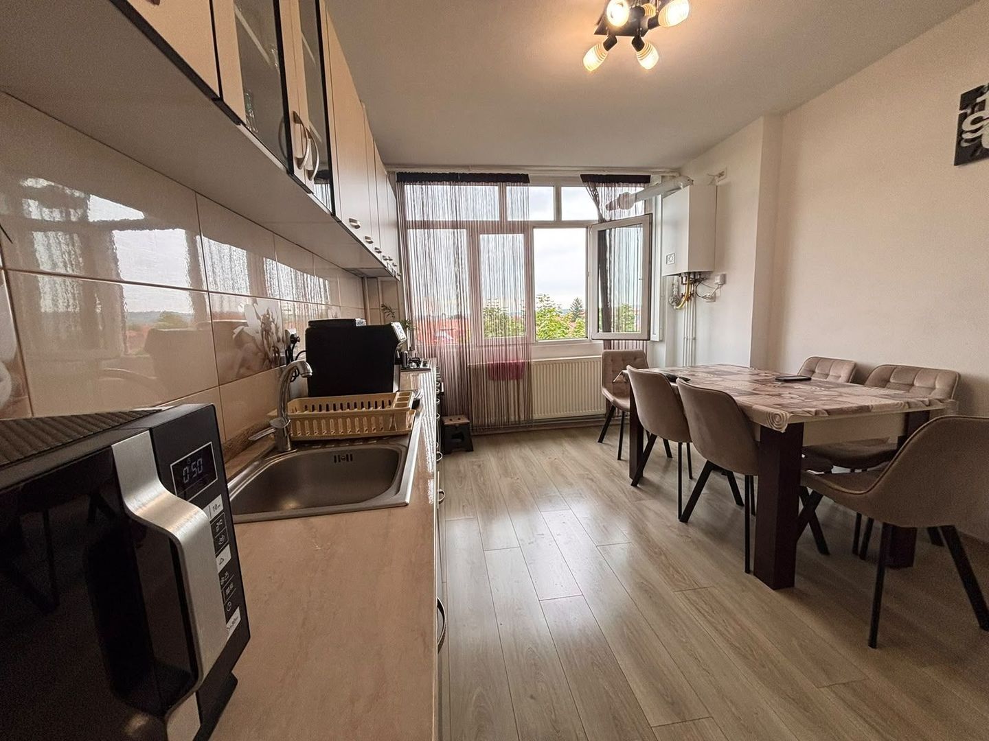 Apartament 2 camere decomandat de vânzare în Sibiu - Poză 1