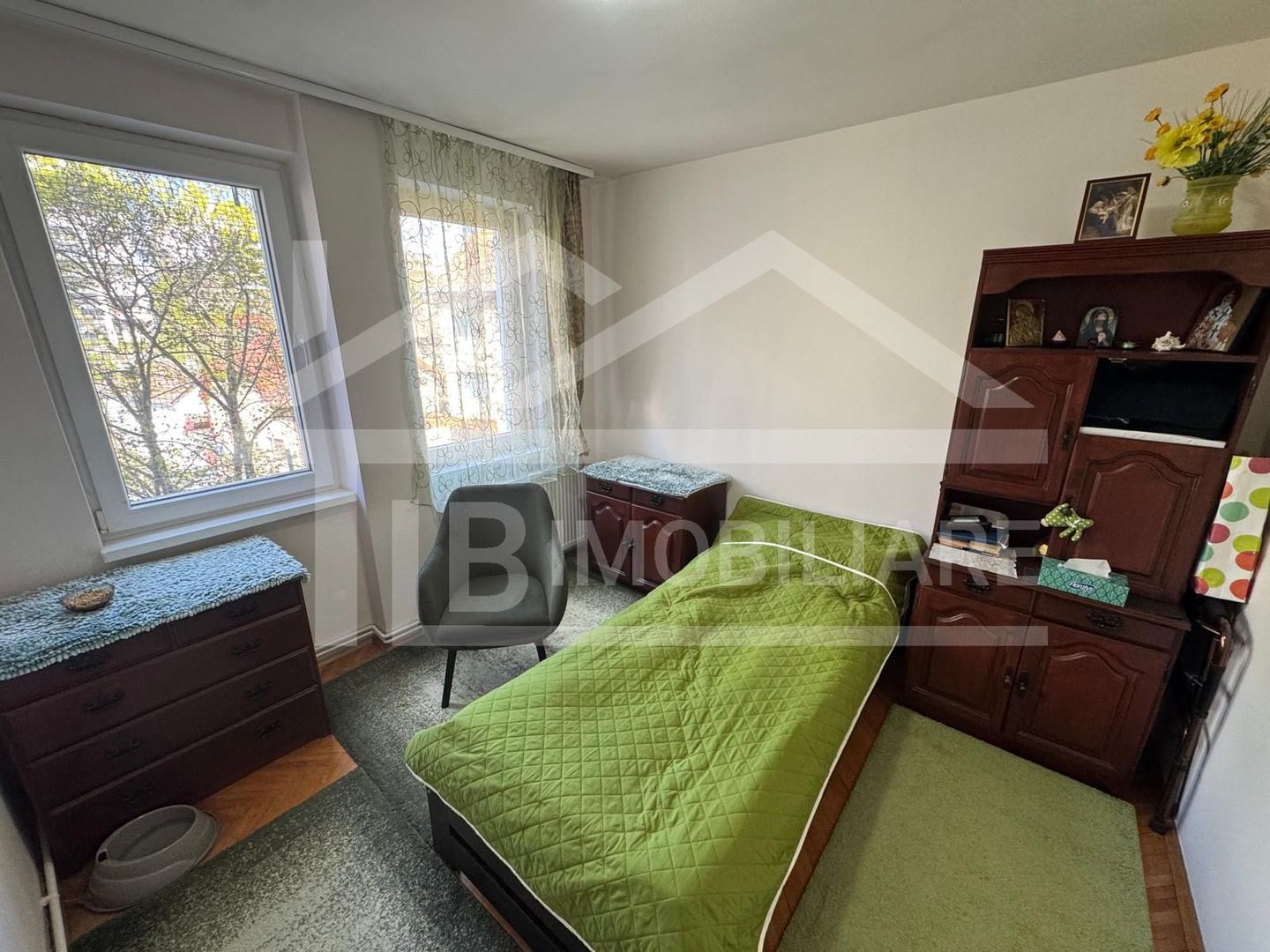 Apartament cu 3 camere, 73.1mp, decomandat, zona Centrala - Poză 2