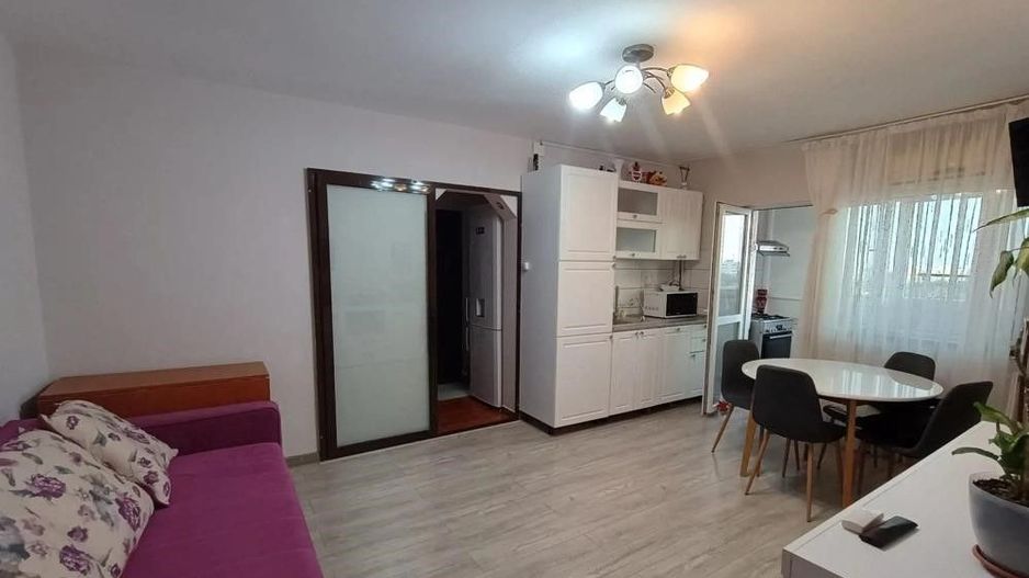 Apartament atragator, trei camere, Brancoveanu, 95.000€, 0% comision cumparator - Poză 2