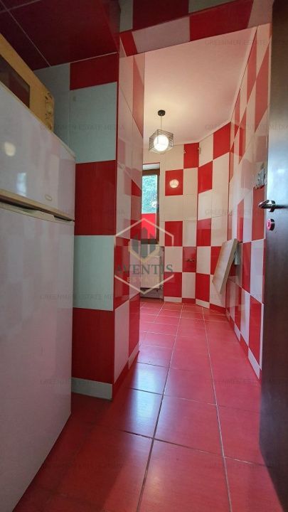 Renovat, vedere in curtea interioara, spatios, Calea Victoriei Piata Victoriei - Poză 4