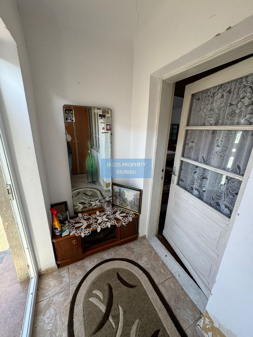 De Vânzare - Casă, Strada Griviței - Poză 30