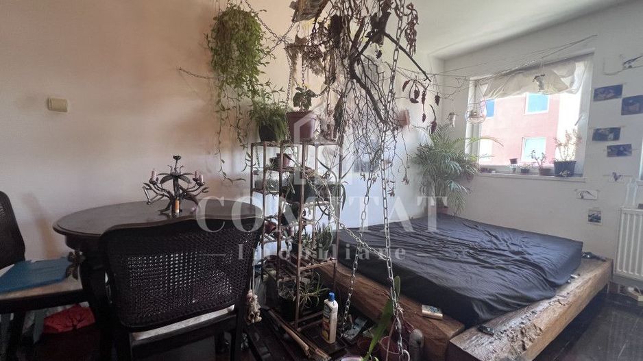 Apartament 2 camere, balcon și parcare | zona Andrei Mureșanu - Poză 2