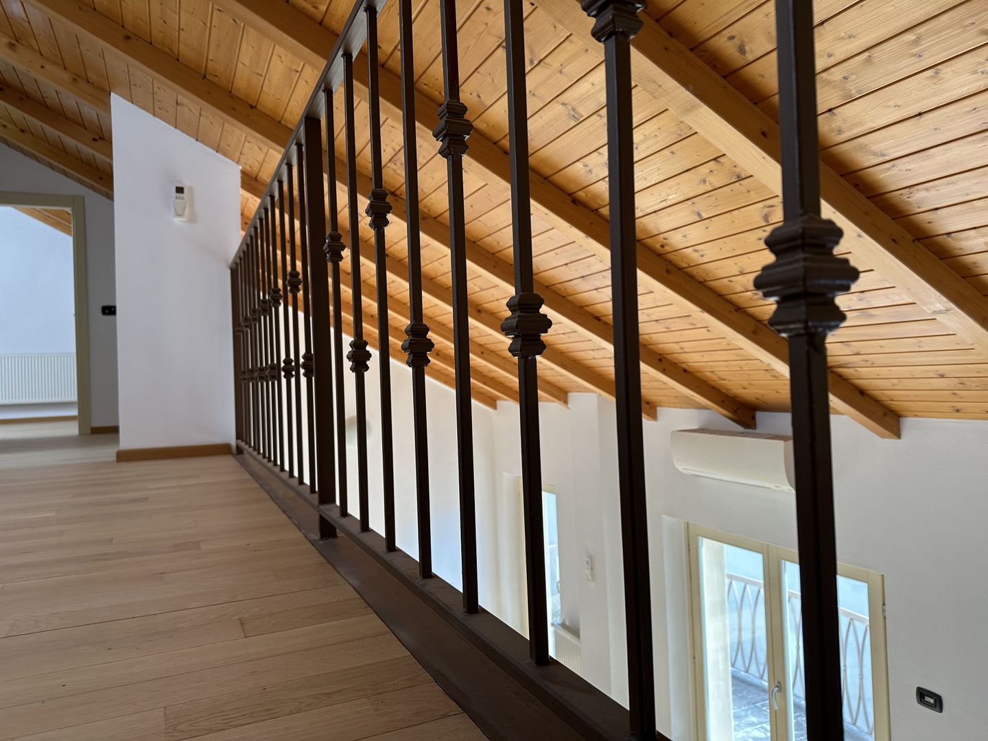 P-ta Unirii - Comision 0% | Apartament 3 camere-113 mp | Imobil 2008 - Poză 12