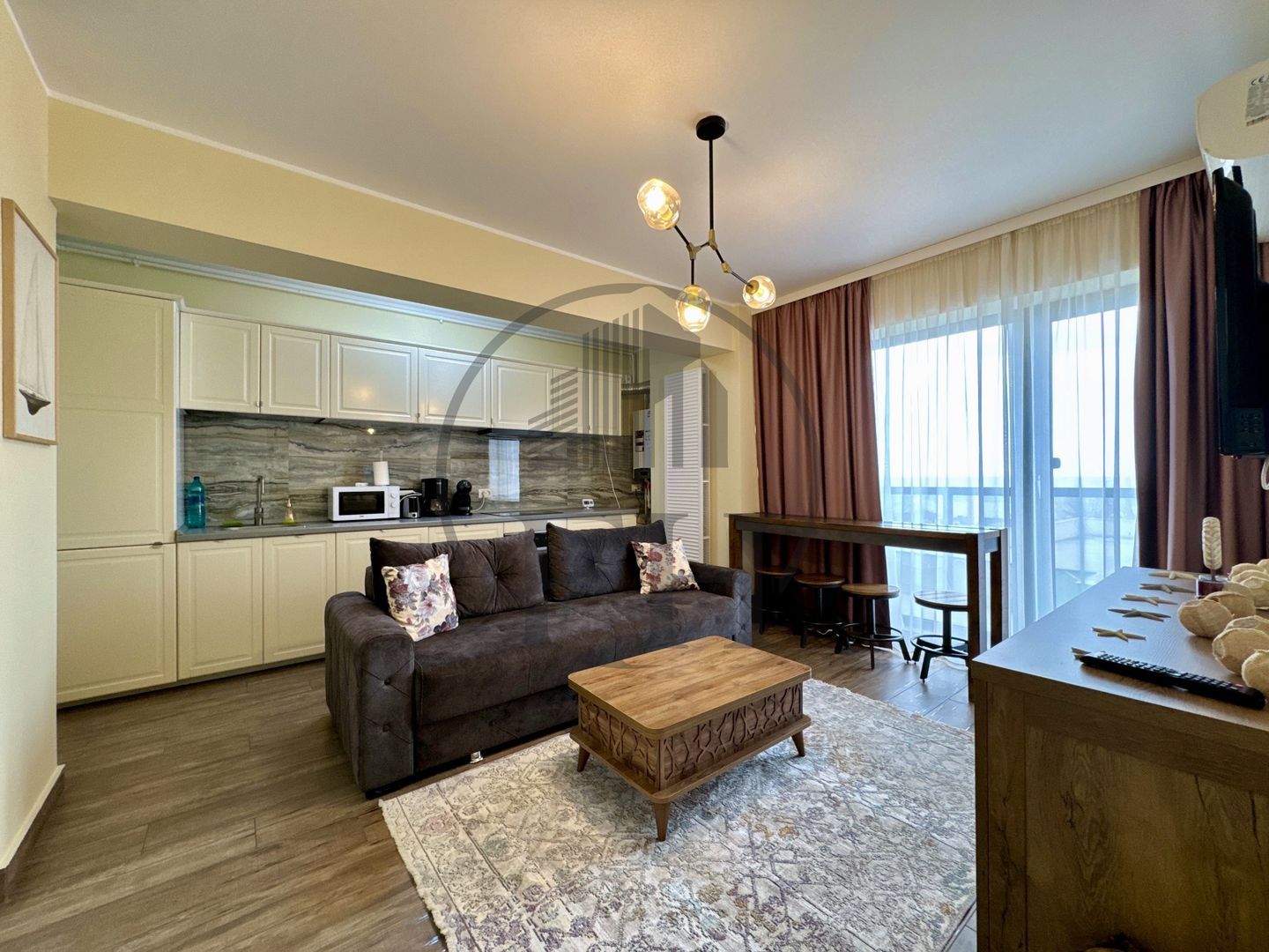 SOLD/VANDUT - Apartament cu 2 camere de vânzare, Mamaia, vedere la mare - Poză 3