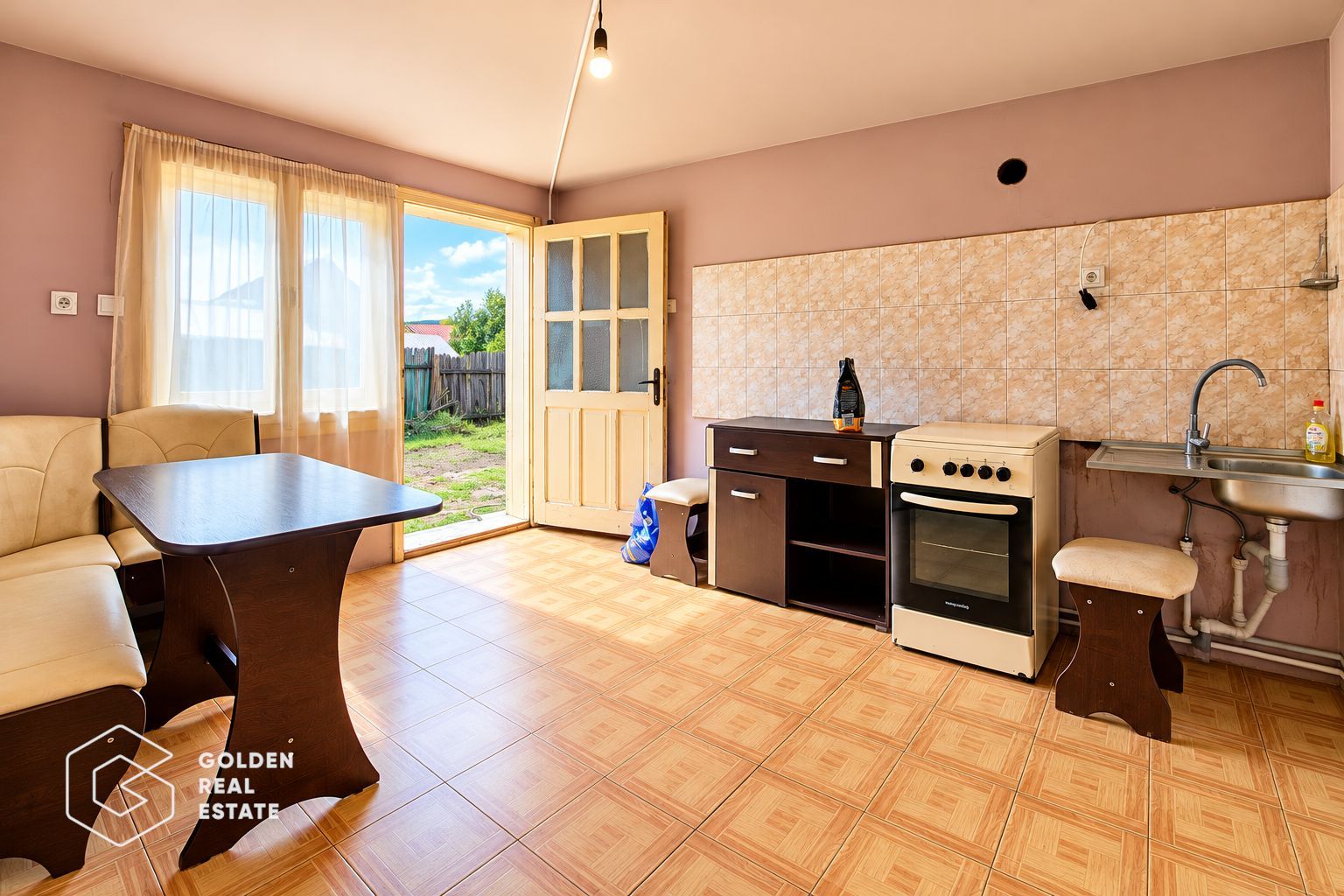Casa P+M, teren 2199 mp, localitatea Ususau - Poză 9