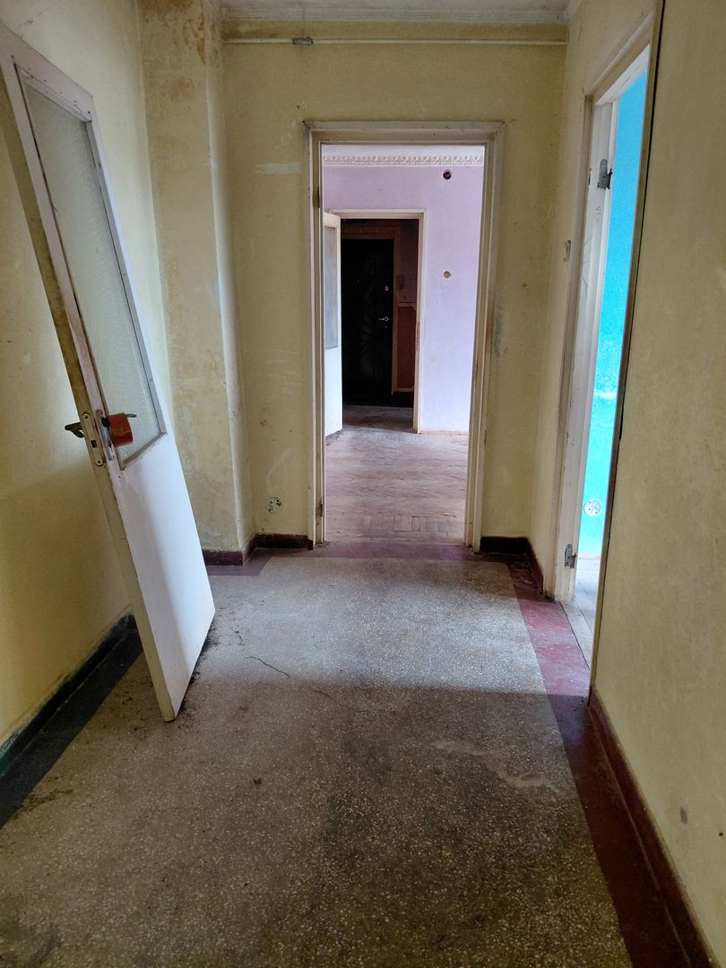 🏡 APARTAMENT CU 3 CAMERE DE VÂNZARE – MICRO 16,ET.4 - Poză 3