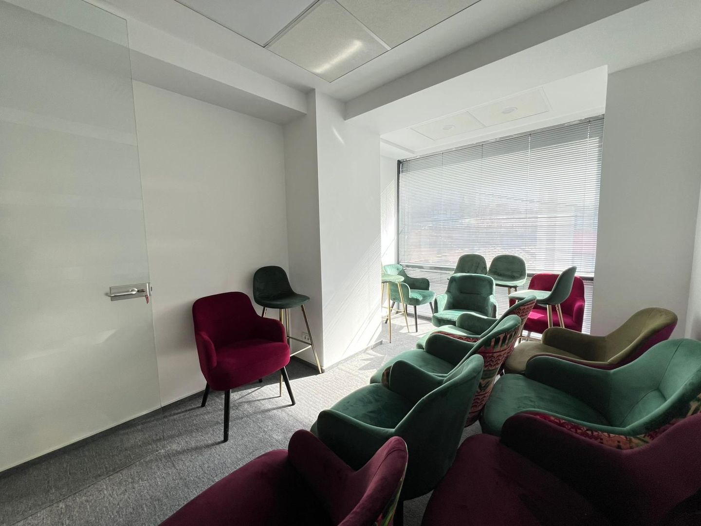 Comision 0 Spațiu birouri 140 mp, luminos, lift și recepție Bd. Dacia - Poză 5