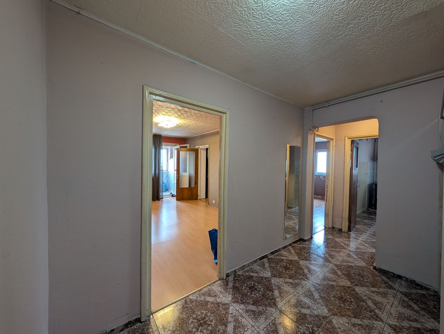 3 Camere Giulești, 60mp, Vedere Panoramică, Total de Renovat - Poză 18