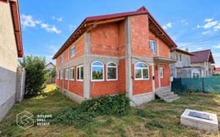 Casa cu 5 camere la rosu, nou construita, Sagu/ sau schimb cu apartament - Poză 1
