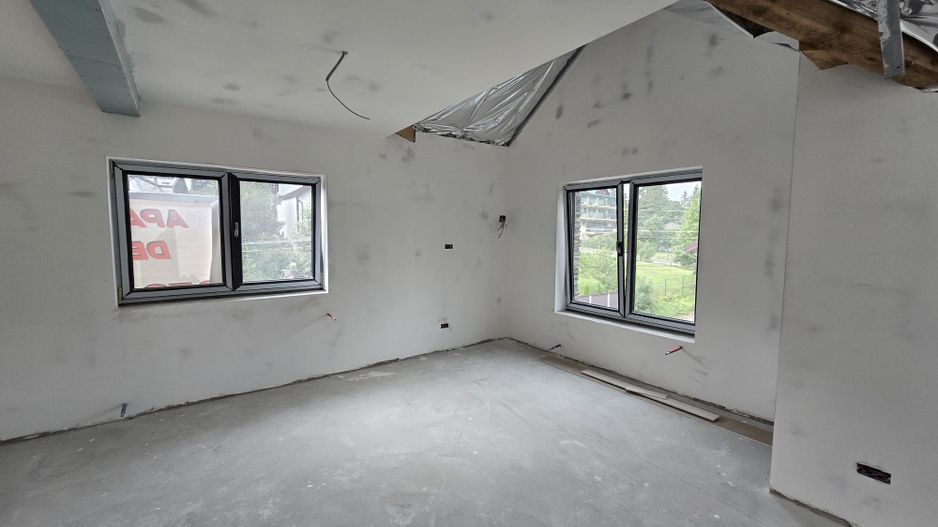 Apartament cu 4 camere 125 mp cu vedere la munti - Busteni - Zamora - Poză 1