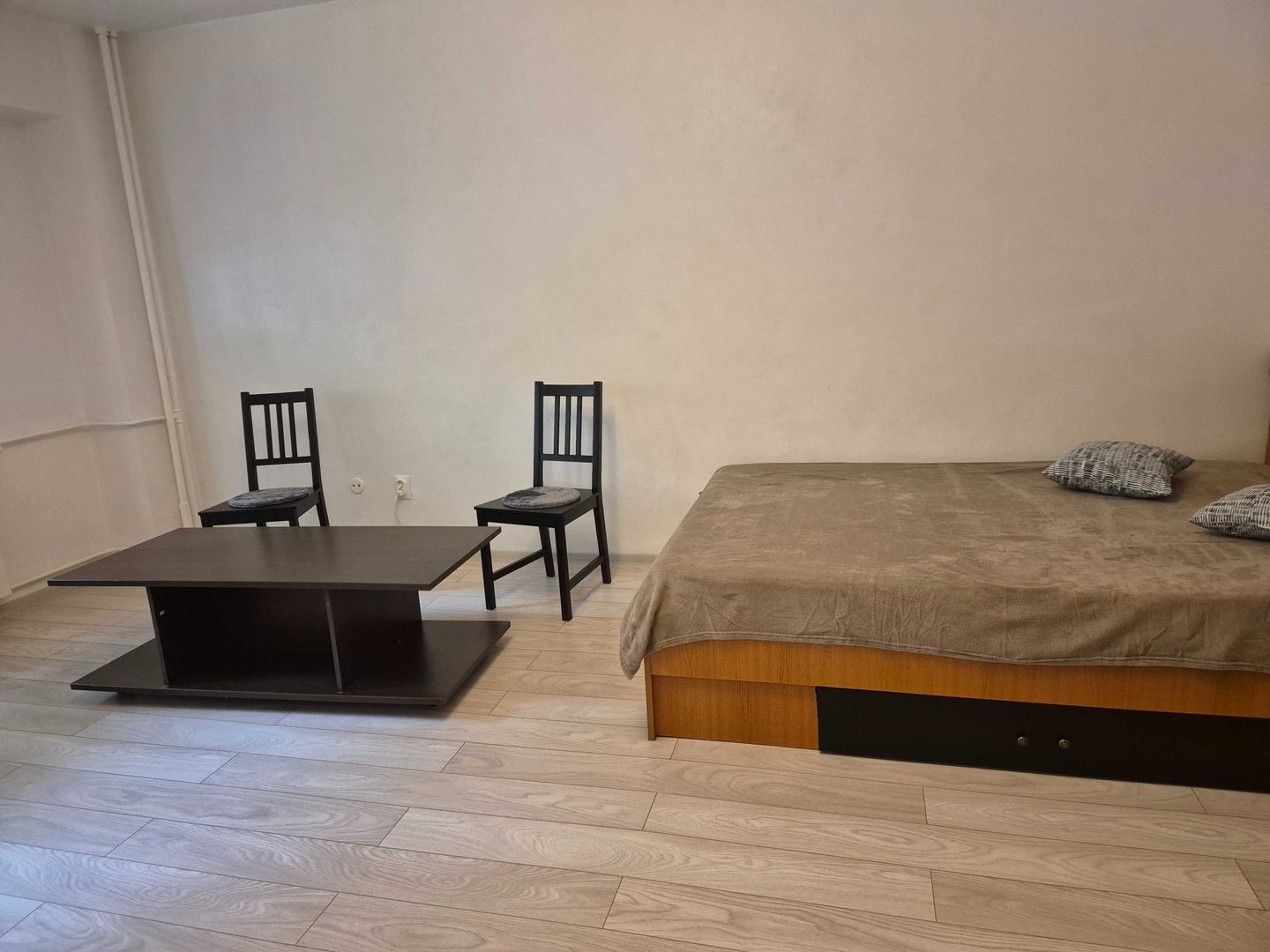 De închiriat garsonieră 42mp, bloc reabilitat, utilată complet, zona Decebal - Poză 5