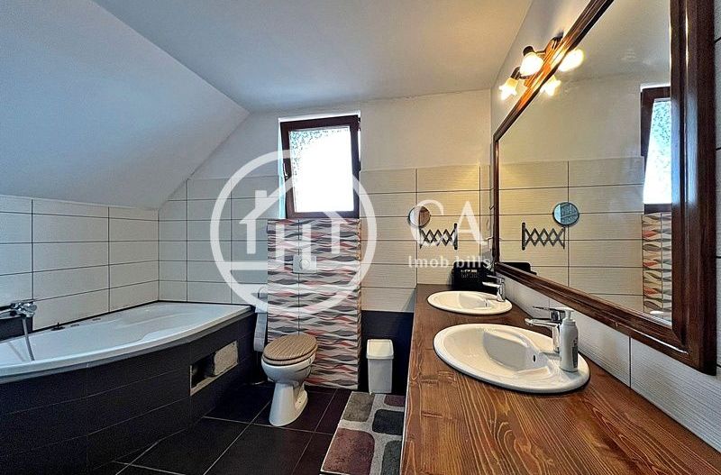 Casă de închiriat cu 5 camere în Cartierul Tineretului, Oradea - Poză 7