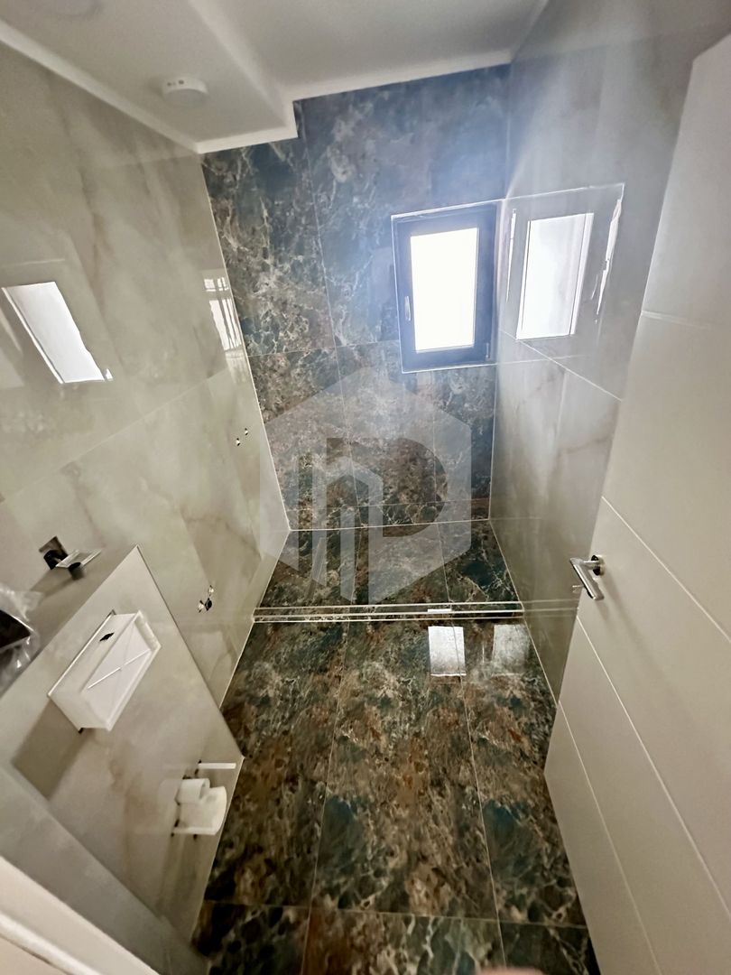 Cristian | Duplex |118mpu+ Mansarda amenajata | La Cheie| 158mp Teren - Poză 14