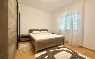 Casă tip triplex în zona centrală Dumbrăvița - Poză 18