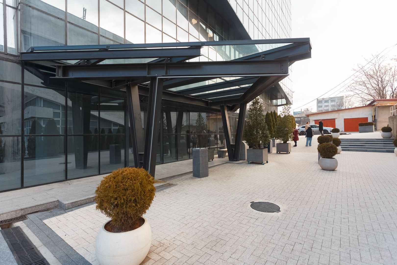 Spațiu Comercial. Business Centrul ROYAL TOWER - Poză 10