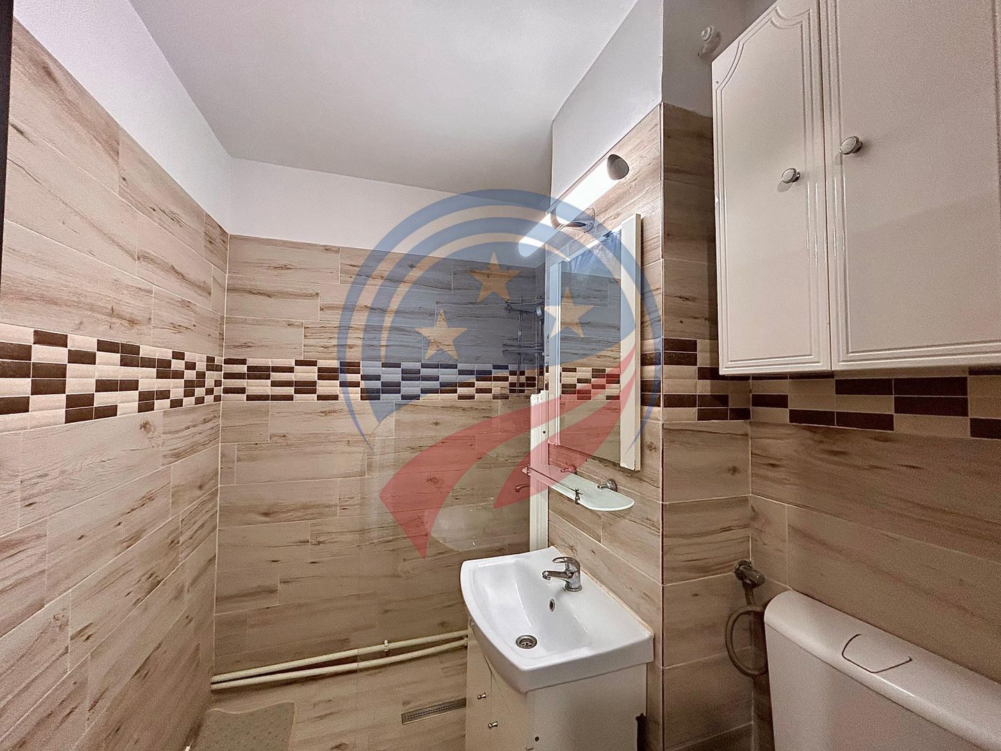 Apartament cu 3 camere dcomandat de inchiriat Petre Ispirescu - Poză 9
