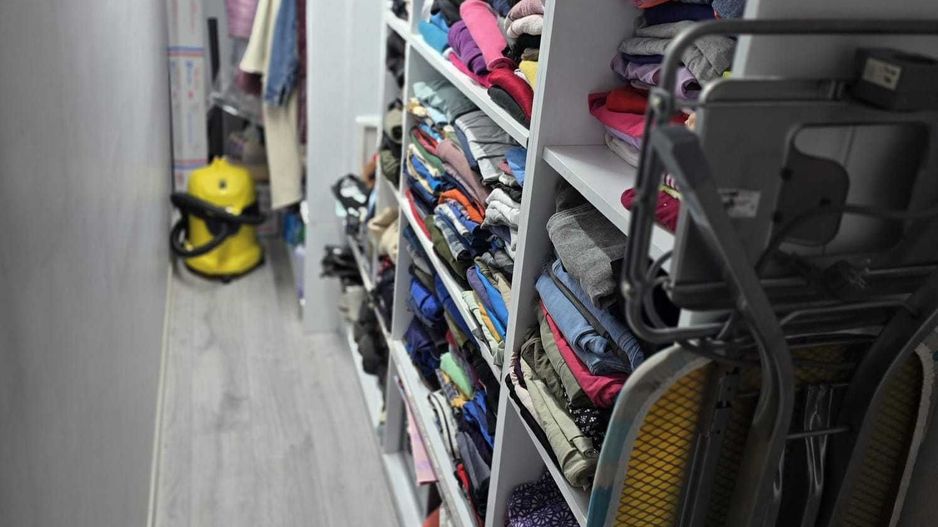 BRASADAS vinde ap 2 cam etaj 1/4 56mp în Carpați 2. - Poză 5