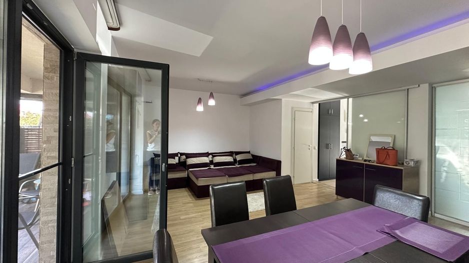 Prelungirea Ghencea – Casă spațioasă, mobilată și utilată, în complex - Poză 3