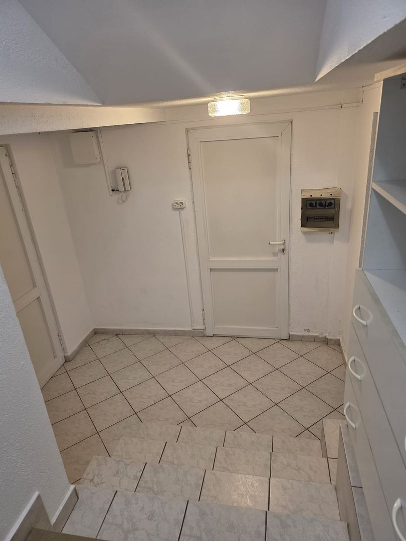 Vila de inchiriat - Poză 42