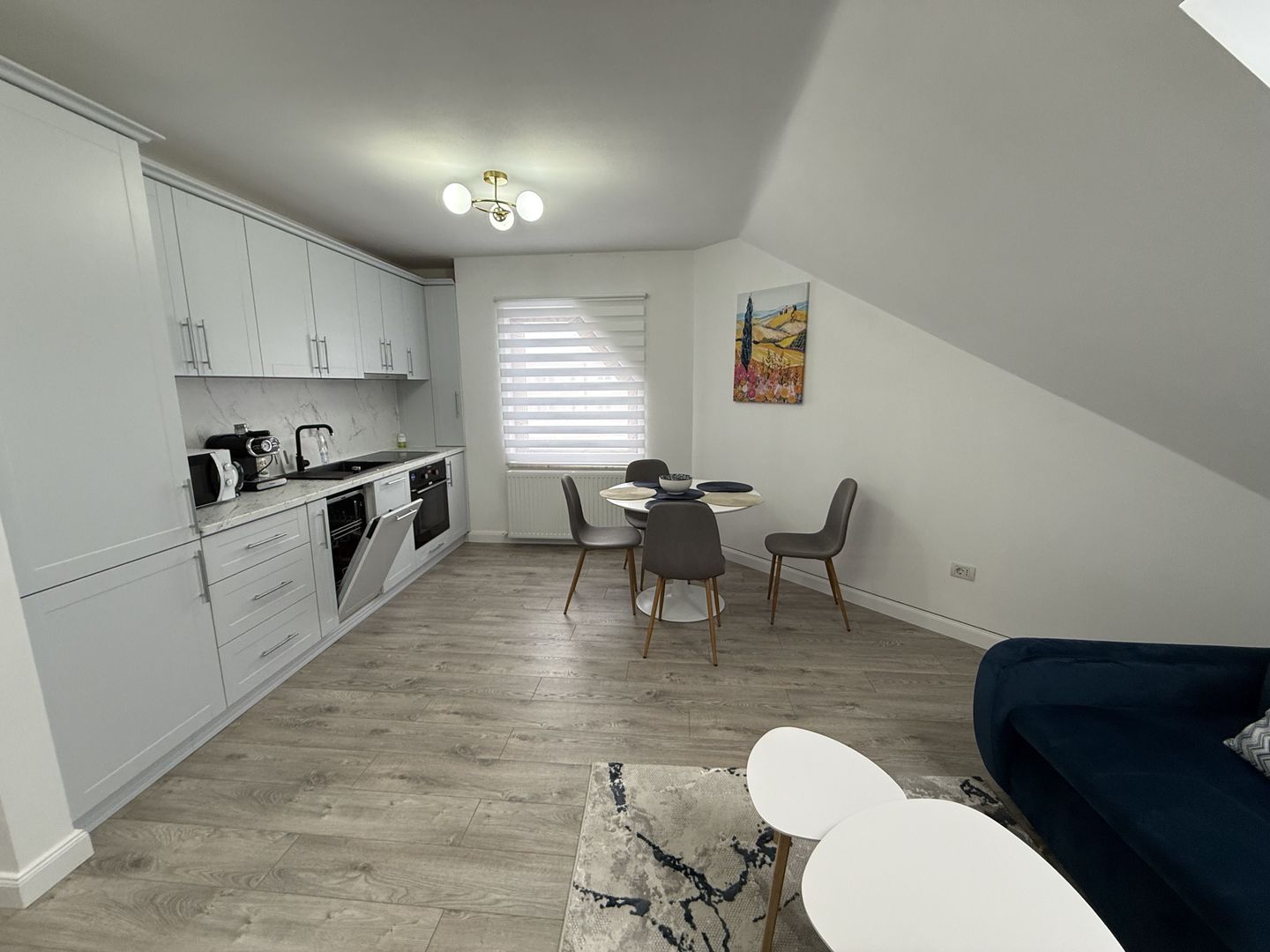 Apartament 3 camere | Zona centrala Radauti | Decomandat - Poză 2