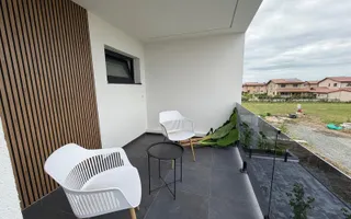 Triplex in Sacalaz | Finisaje premium | 4 camere | Asfalt | 2 balcoane - Poză 13