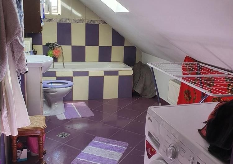 Apartament 3 cam zona Aradului mansarda. - Poză 14