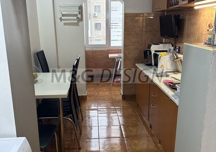 Apartament 3 camere Lipovei  etaj 2 - Poză 3
