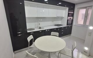 🏡 3 Camere Decomandat De Vanzare | Et. 10 | Renovat  | Calea Rahovei - Poză 1
