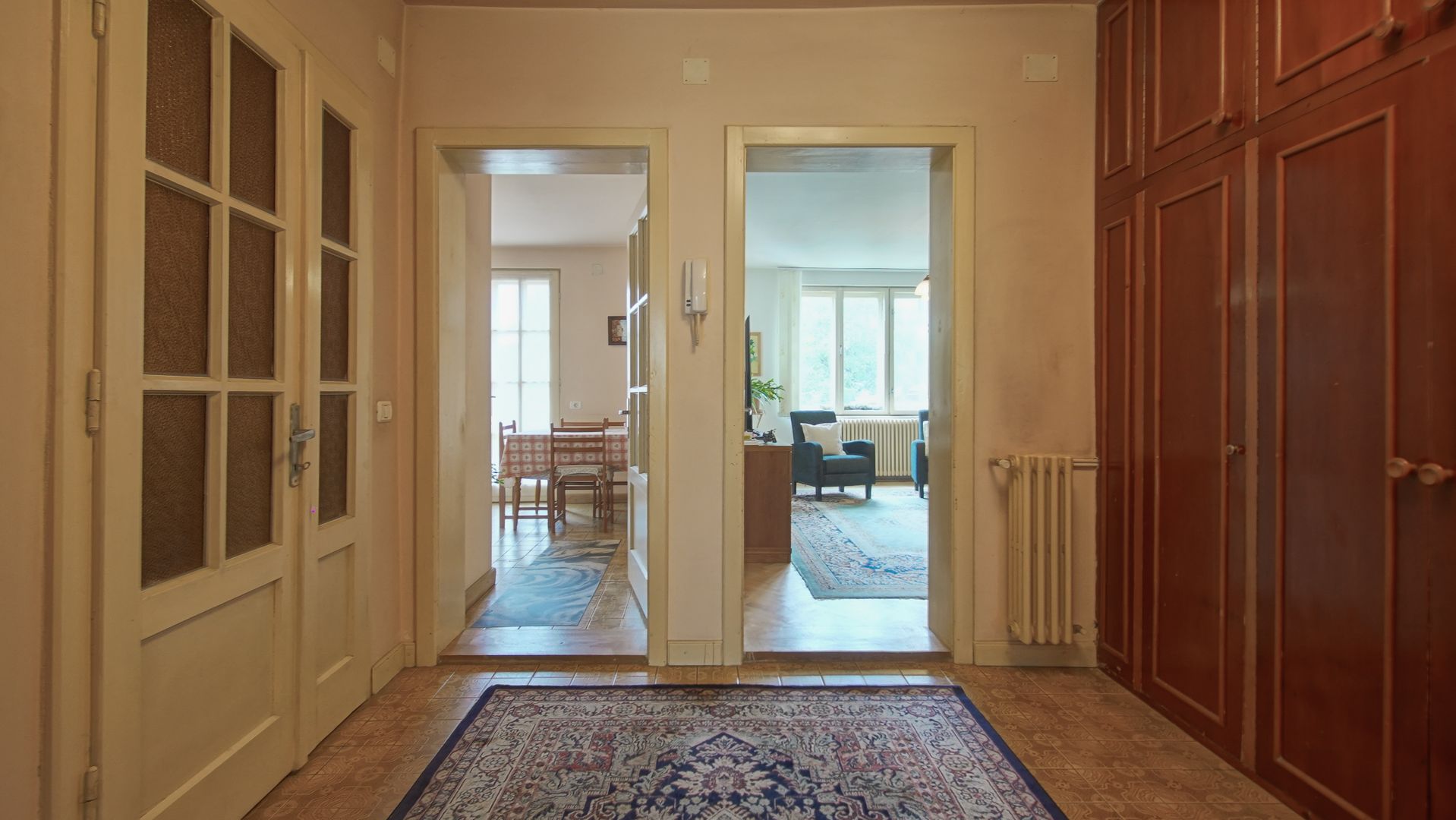 Confort de apartament, libertate de casă – 3 camere, curte și garaj - Poză 12