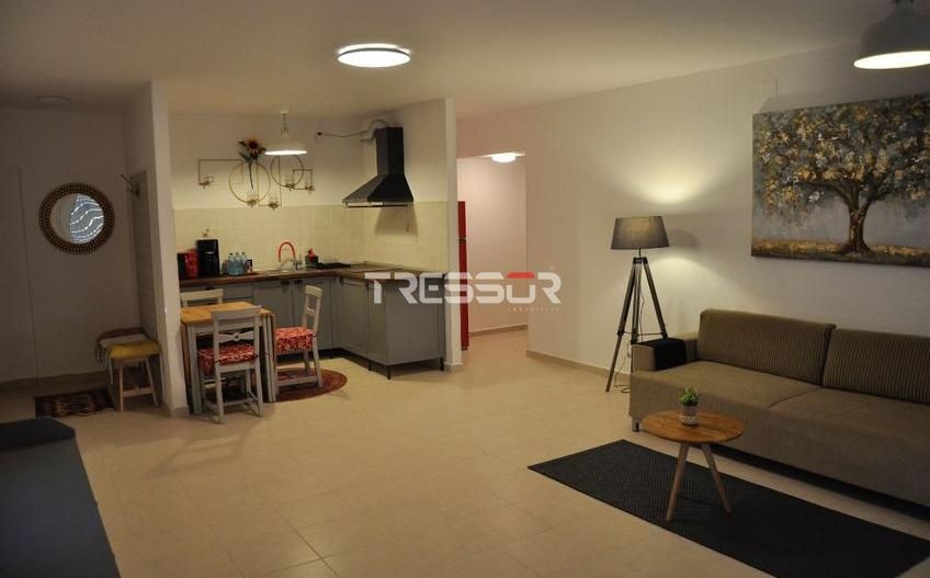 2 camere cu terasă generoasă și loc de parcare privat, Neptun-Olimp - Poză 2