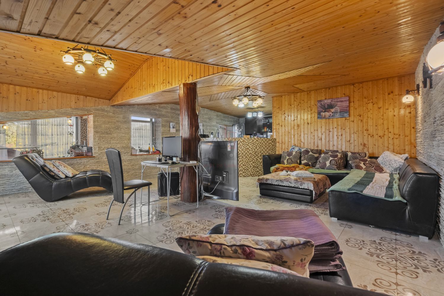 Comision 0% 2 case Vila + Spatiu Comercial + Curte Proprie - Poză 24