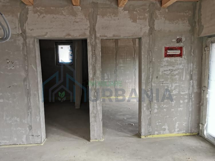 De vanzare casa Popricani 2025 la gri - Poză 1