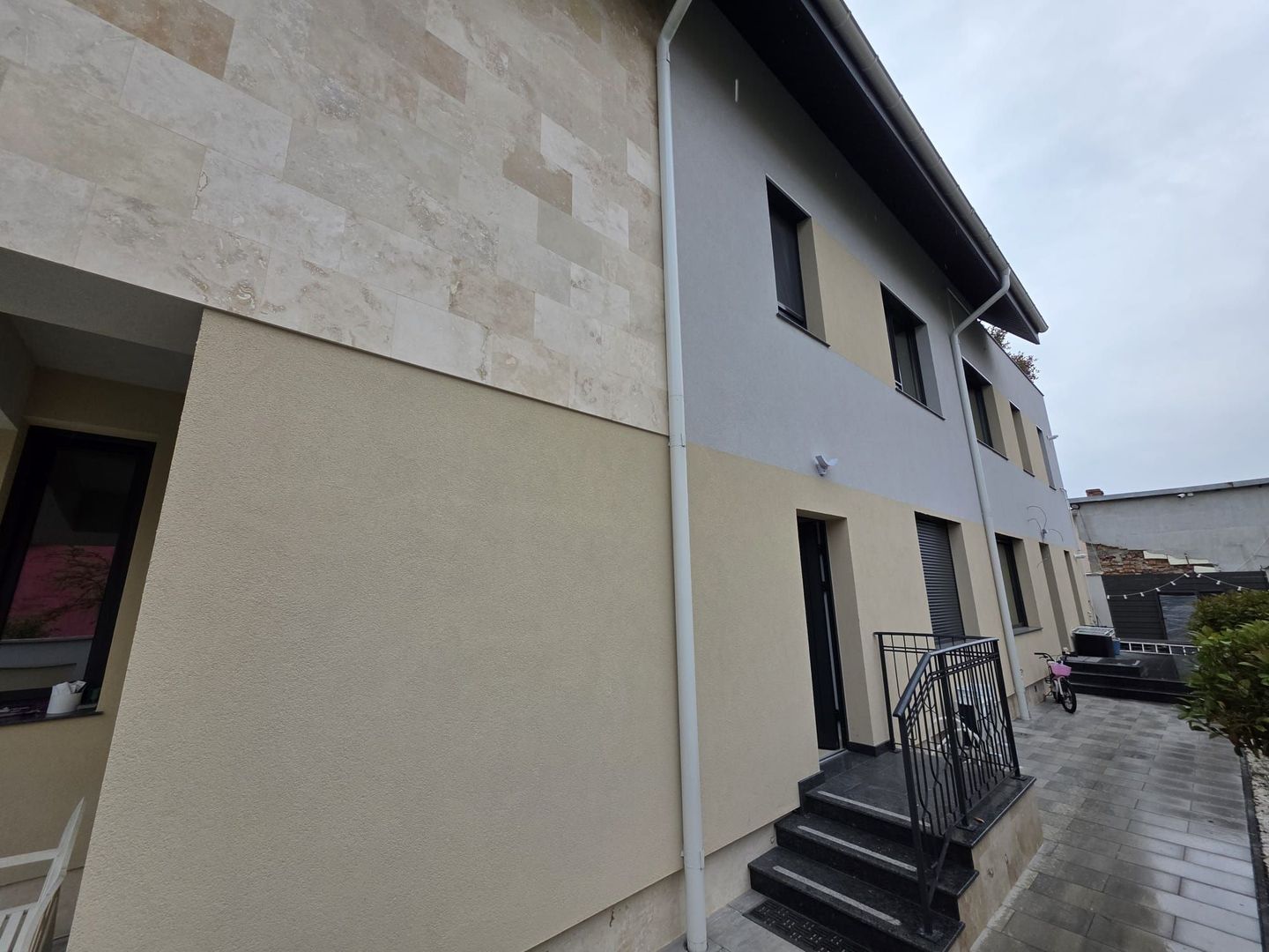 Apartament premium 3 camere complet mobilat - Poză 3