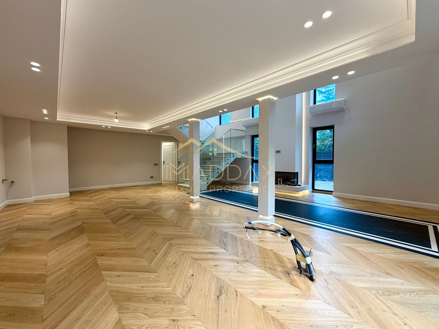 Duplex 4 camere cu gradina //  200 mp + curte 150mp // Straulesti - Poză 3