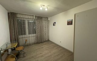 Apartament de 3 camere, 75mp, decomandat, Zona Fortuna - Poză 5