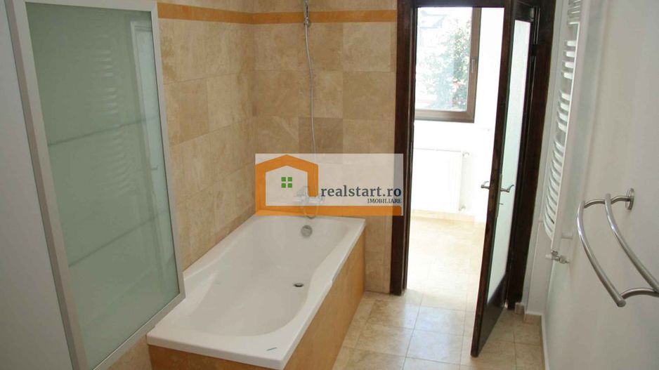 Polona - Pta Romana, Exclusivist, Metrou Romana la 600m distanta, boxa - Poză 31