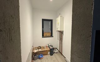 Sacalaz individuala P+E,Terasa,balcon,2 bai,5 camere,2 F.s - Poză 11