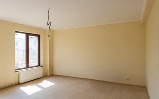 De vanzare casa+garaj/hala, teren 580mp, ideala pentru business - Poză 15