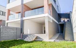 Casa moderna de tip Duplex cu Panorama asupra Clujului in cartier Iris