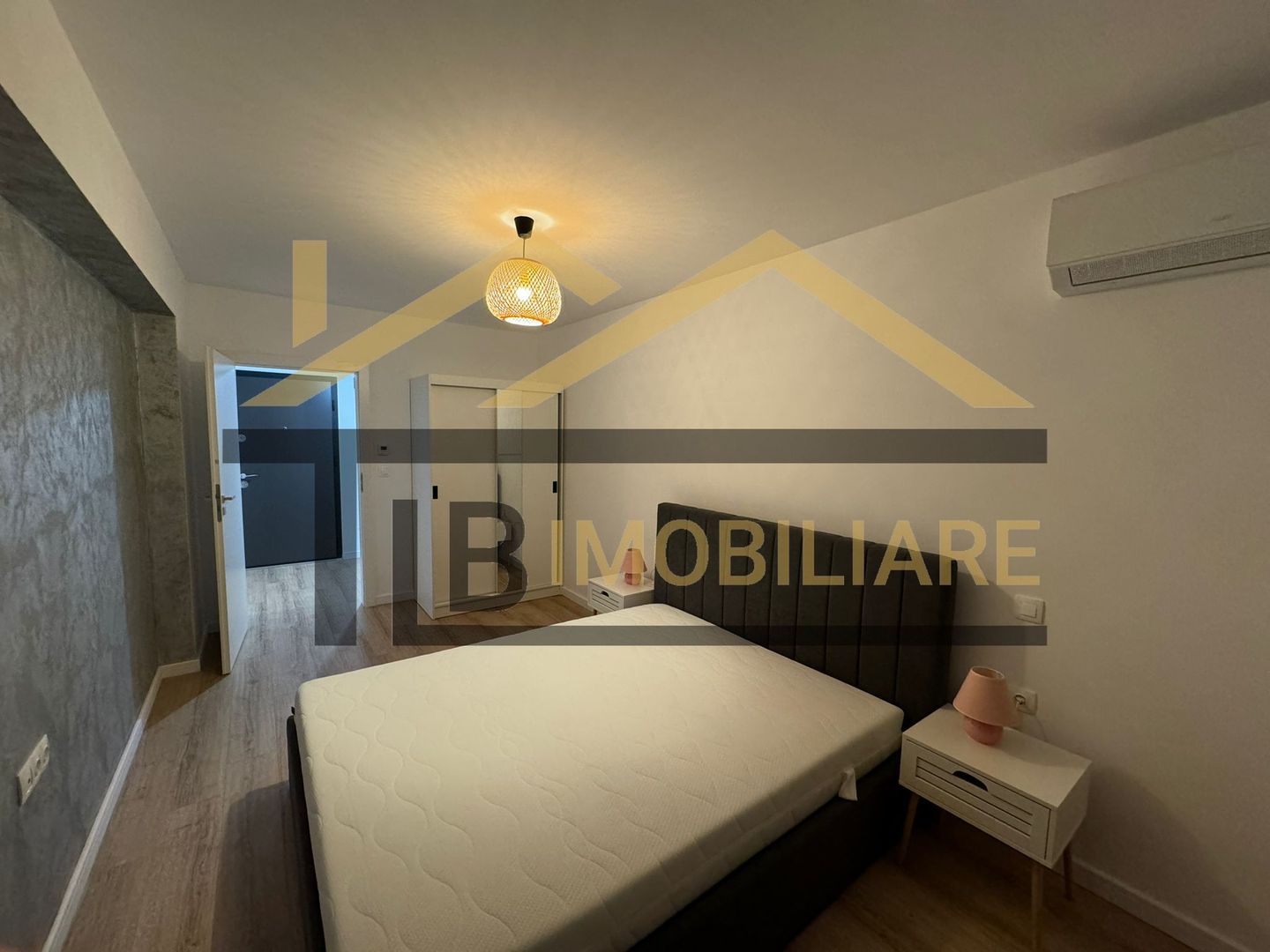 Apartament de 2 camere, 60mp, decomandat, parcare, Zona Maurer - Poză 4