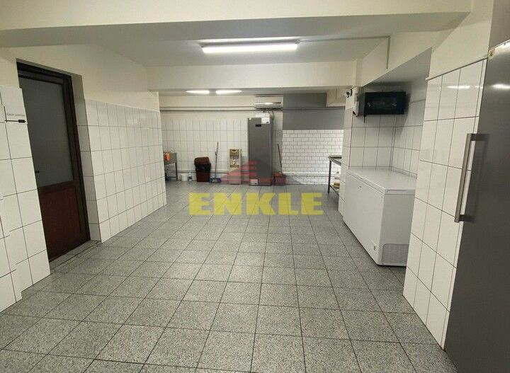 Spatiu comercial , suprafata de 137 mp,zona Grivita,pret 2200 euro neg - Poză 1