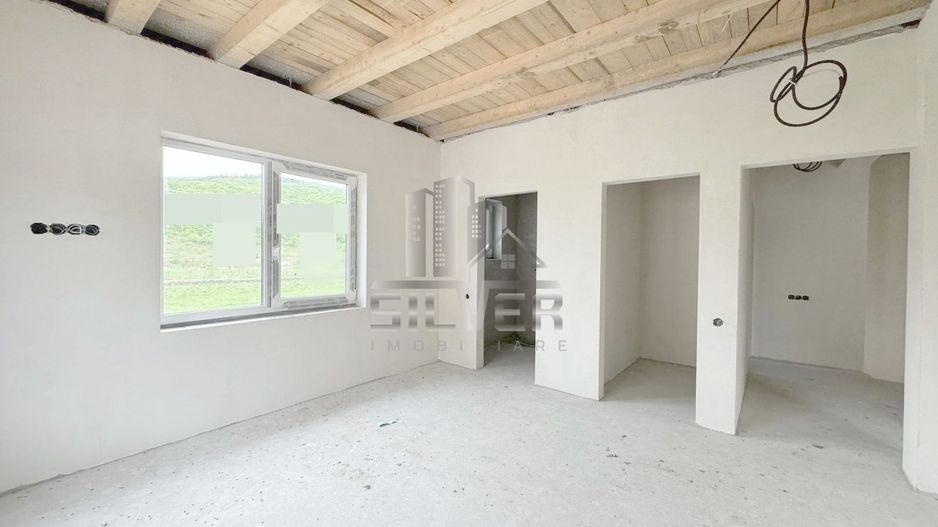 Casa individuala cu teren de 400 mp in Luna de Sus. - Poză 9