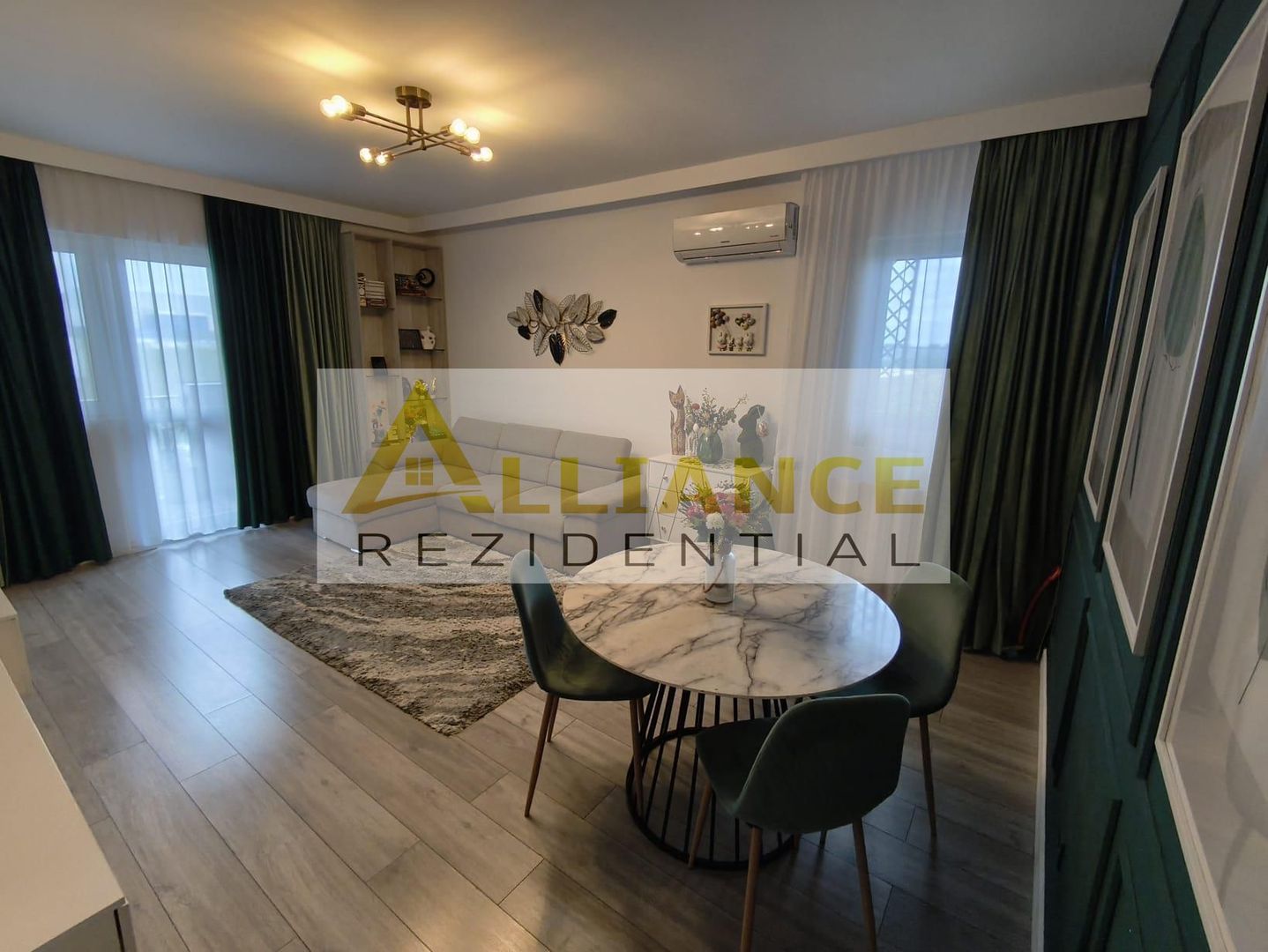 Grand Kristal - 3 Camere Mobilat si Utilat | Parcare Inclusa | 108mp - Poză 7
