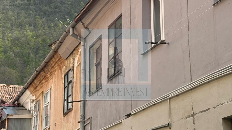 De vanzare garsoniera, in inima orasului Brasov - Poză 2