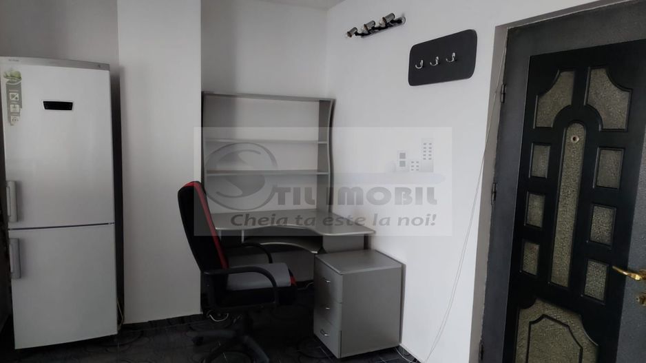 Apartament 2 camere – Piața Unirii - Bloc cu Lift - 500 euro ! - Poză 3