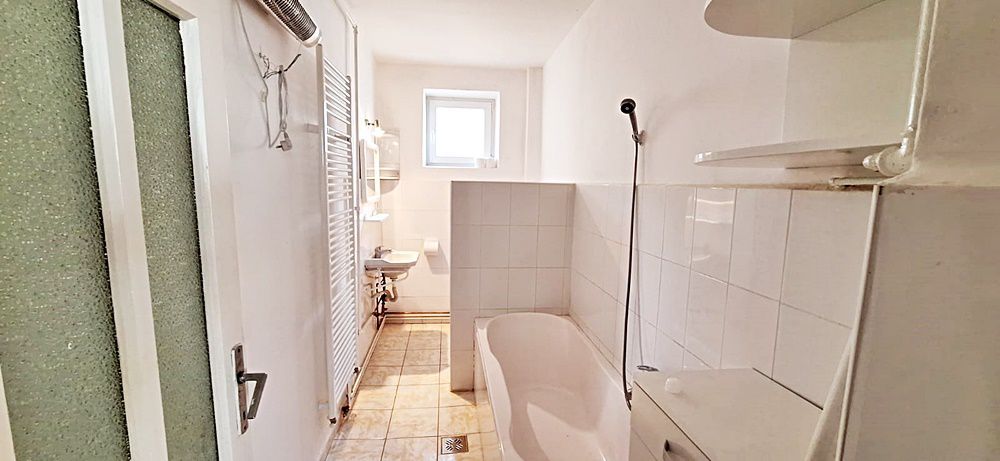 Dealul Cetatii, apartament in vila, 53mp, pret 117000 euro - Poză 13