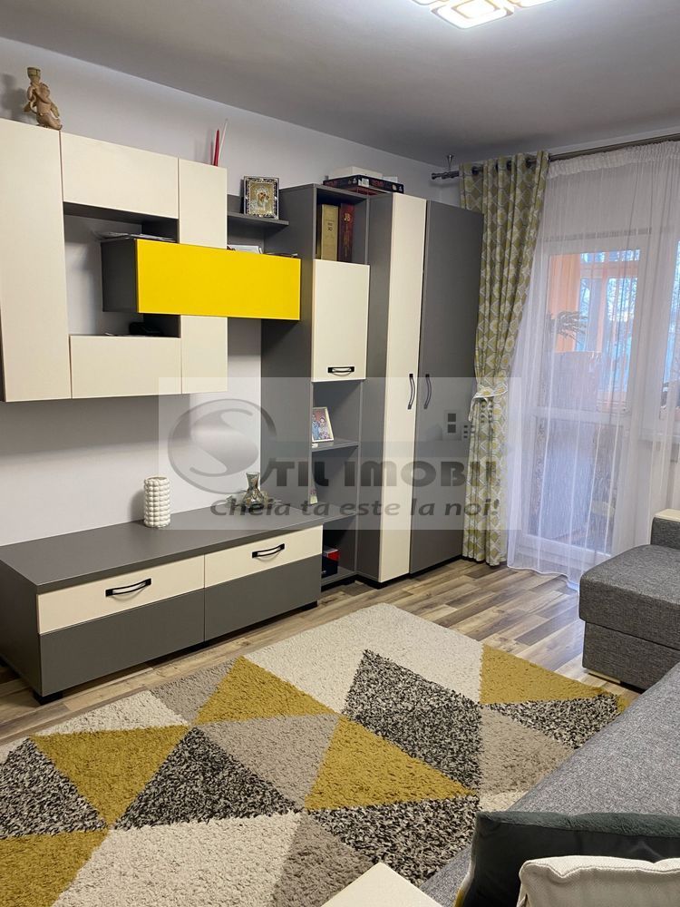 Apartament 3 camere, 62 mp in Dacia, 135000 euro. - Poză 2